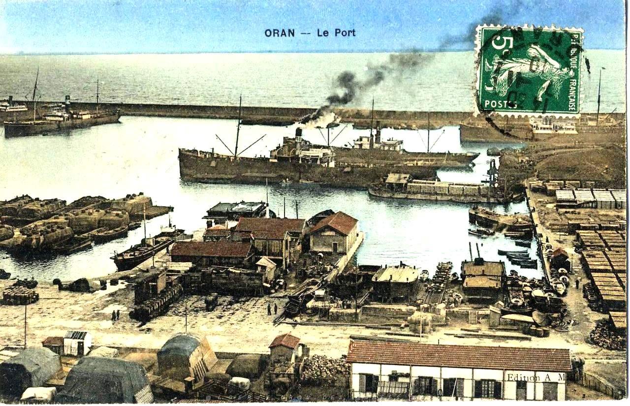 Oran- 142- travail sur les quais.jpg
